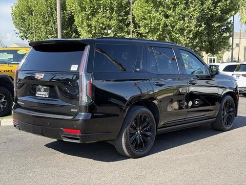 2022 Cadillac Escalade Sport