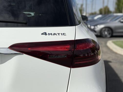 2025 Mercedes-Benz GLE 450e 4MATIC