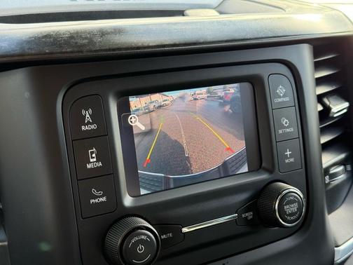 2020 RAM 2500 Big Horn Crew Cab 4X4 8' Box