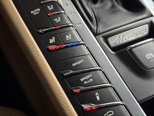 2018 Porsche Macan Sport Edition