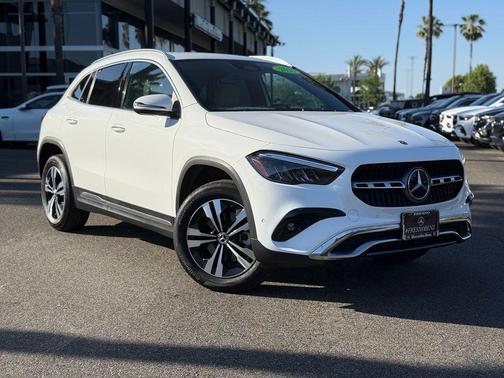 Polar White 2025 Mercedes-Benz GLA 250 4MATIC