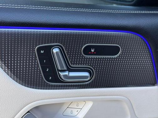 Denim Blue Metallic 2023 Mercedes-Benz GLB 250 Base