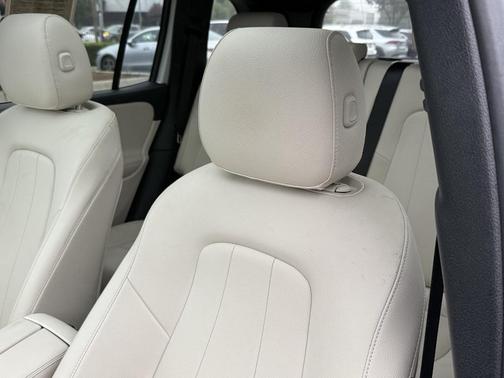 2024 Mercedes-Benz GLB 250 4MATIC