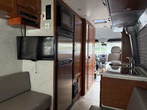 2014 Mercedes-Benz Sprinter High Roof