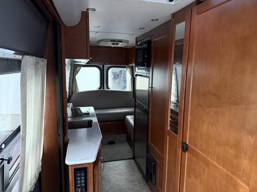 2014 Mercedes-Benz Sprinter High Roof