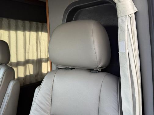 2014 Mercedes-Benz Sprinter High Roof
