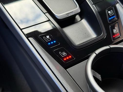 2022 Porsche 911 Carrera