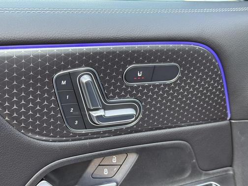 2025 Mercedes-Benz GLB 250 4MATIC