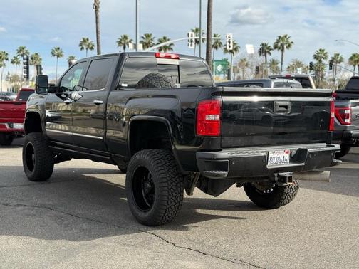 2016 GMC Sierra 2500 Denali