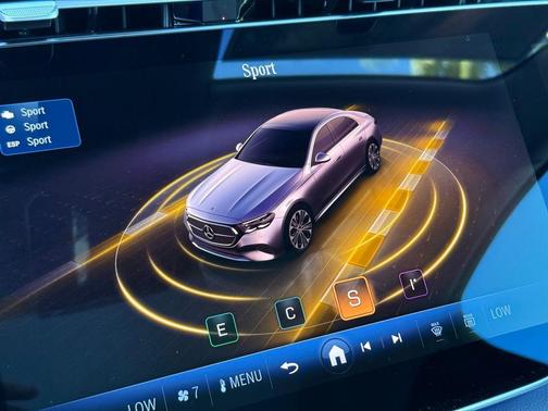 MANUFAKTUR Patagonia Red Metallic 2026 Mercedes-Benz E-Class E 350