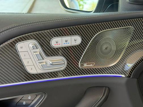 MANUFAKTUR Alpine Grey 2026 Mercedes-Benz AMG GLS 63 Base
