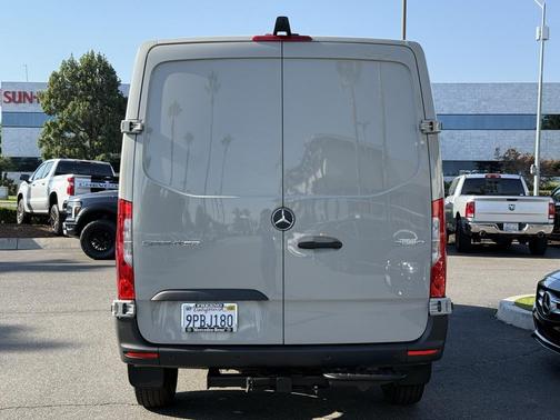 2024 Mercedes-Benz Sprinter 2500 Standard Roof