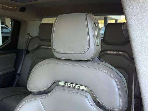 2023 Rivian R1T Adventure Dual Motor Perf Large Pack