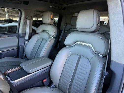 2023 Rivian R1T Adventure Dual Motor Perf Large Pack