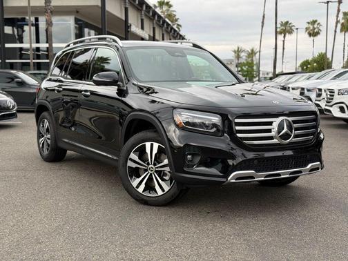 Night Black 2026 Mercedes-Benz GLB 250 Base