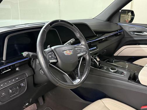 2023 Cadillac Escalade ESV Sport