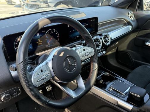 2023 Mercedes-Benz GLB 250 Base