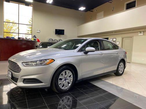 2014 Ford Fusion S