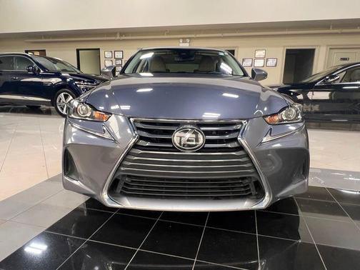 2018 Lexus IS 300 Base