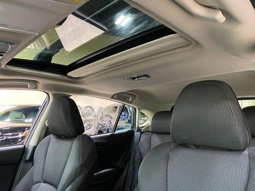 2017 Subaru Impreza 2.0i Premium