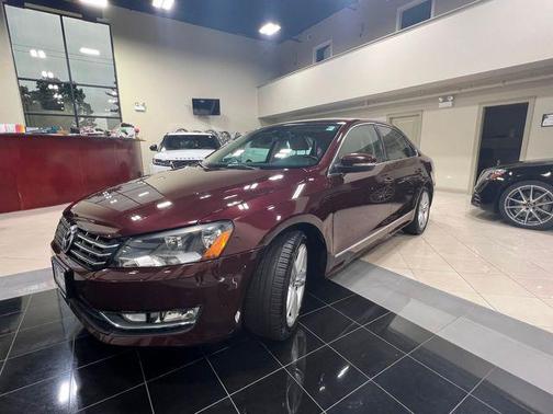 2014 Volkswagen Passat 2.0L TDI DSG SEL Premium