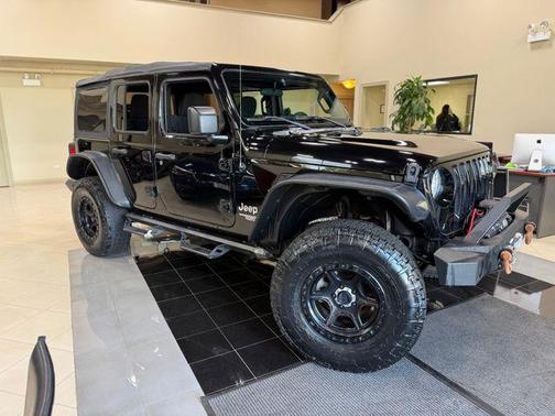 Black Clearcoat 2018 Jeep Wrangler Unlimited Sport