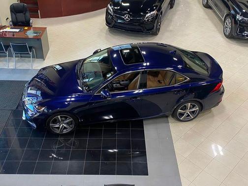 2017 Lexus IS 300 Base