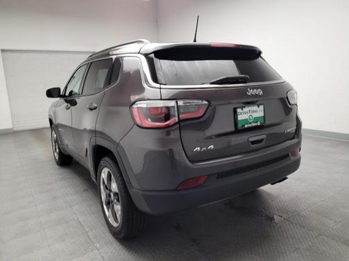 Granite Crystal Metallic Clearcoat 2019 Jeep Compass Limited