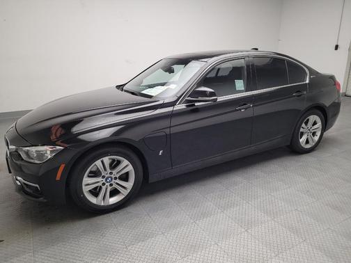 2018 BMW 330e iPerformance