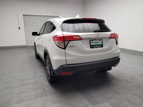 Platinum White Pearl 2021 Honda HR-V EX