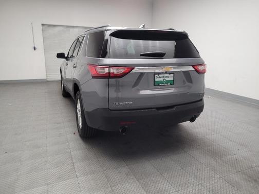 Gray 2019 Chevrolet Traverse LT Cloth