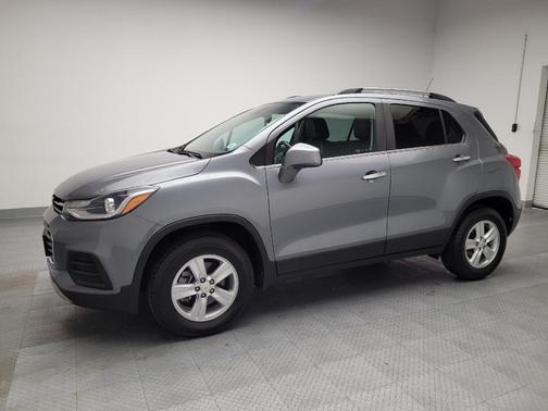 Satin Steel Metallic 2019 Chevrolet Trax LT