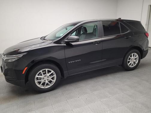 Mosaic Black Metallic 2024 Chevrolet Equinox LS