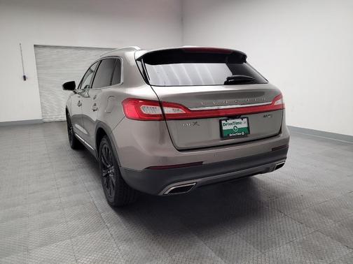 Luxe Metallic 2016 Lincoln MKX Reserve