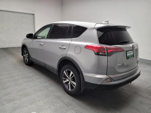 Silver Sky Metallic 2018 Toyota RAV4 XLE