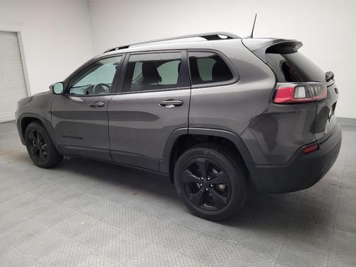 Granite Crystal Metallic Clearcoat 2020 Jeep Cherokee Altitude