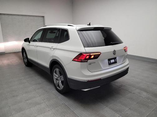 Pure White 2021 Volkswagen Tiguan 2.0T SEL