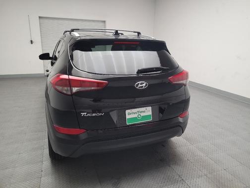 2017 Hyundai TUCSON SE Plus