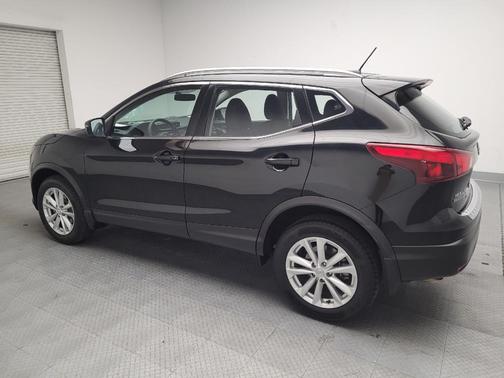 2018 Nissan Rogue Sport SV