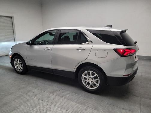 Silver Ice Metallic 2022 Chevrolet Equinox 1LT
