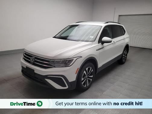 Pure White 2024 Volkswagen Tiguan 2.0T S