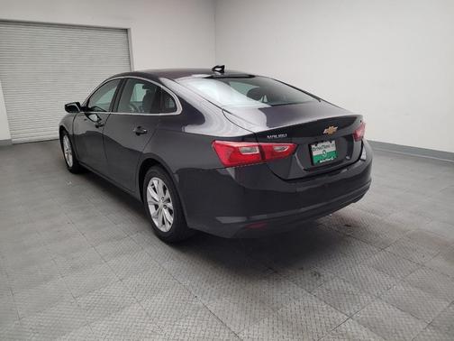 Dark Ash Metallic 2023 Chevrolet Malibu FWD 1LT