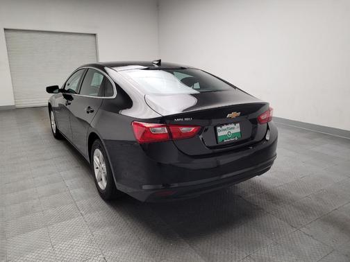 Mosaic Black Metallic 2023 Chevrolet Malibu 1LS