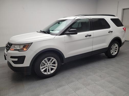 2017 Ford Explorer Base