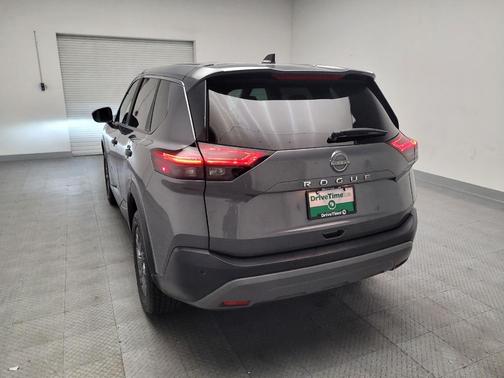 Gun Metallic 2023 Nissan Rogue S