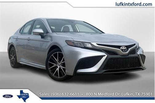 Silver 2024 Toyota Camry SE Sedan