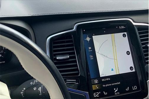 2021 Volvo XC90 T6 Inscription 6 Passenger
