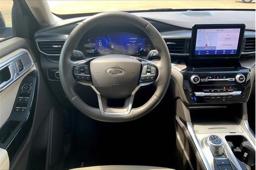 2023 Ford Explorer Platinum