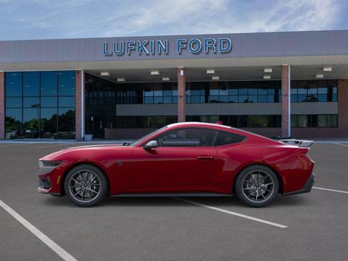 2025 Ford Mustang Dark Horse