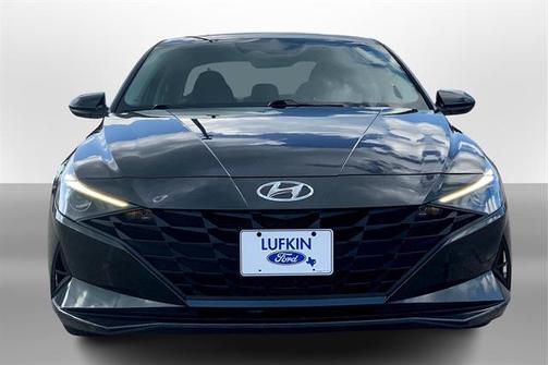 2023 Hyundai ELANTRA SE